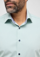 MODERN FIT Performance Shirt in mint plain