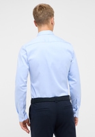 SLIM FIT Cover Shirt in hellblau unifarben