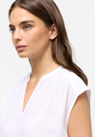 T-shirt blouse in white plain