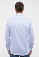 MODERN FIT Shirt in light blue striped