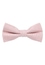 Set consisting of bow tie and handkerchief in rose structured